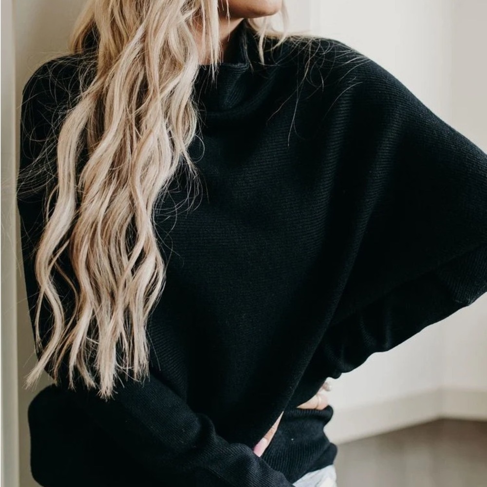 Mindy Mae’s Market - give it your all sweater - black SZ small/medium